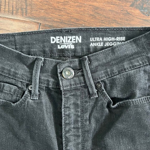 DENZIEN from LEVI Brand Ultra High-Rise Ankle Jegging Size 0-W24 - Picture 3 of 6